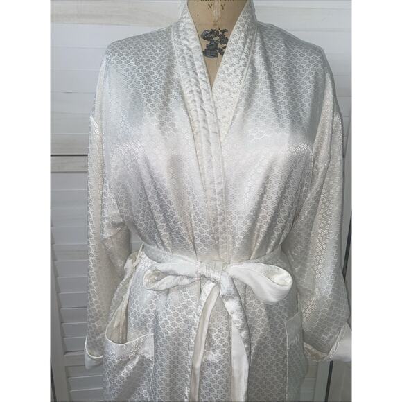 VTG 90s Gold Label Victoria's Secret Robe Terry Lined Satin Cream White Sz M/L - Picture 2 of 10